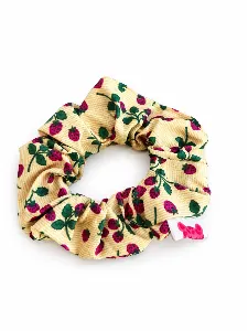 Scrunchie yellow strawberry
